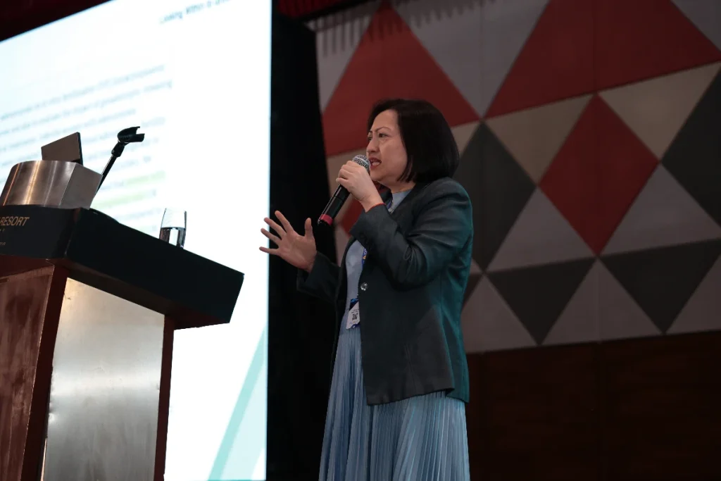 Day 1 - Symposium 2.7