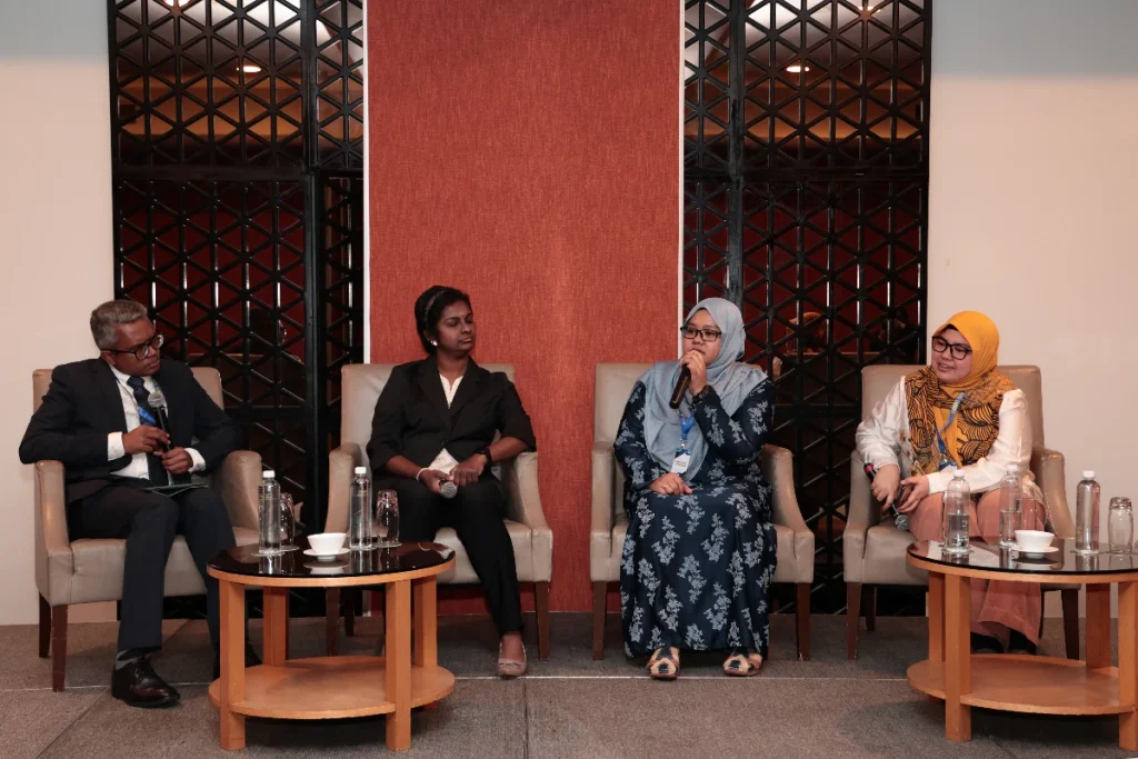 Day 1 - Symposium 4.8